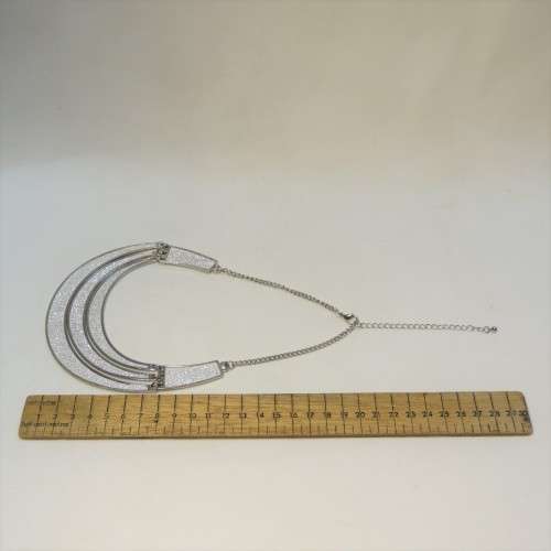 Vintage costume jewellery choker necklace plus 6 bangles