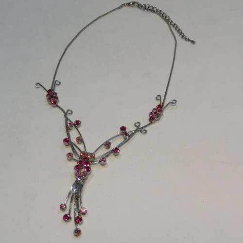 Vintage costume jewellery choker necklace with pink stones