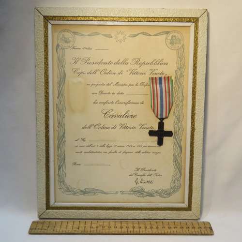 Italian Order of Vittorio Veneto medal issued to Sieli Gaspare with certificate