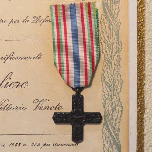 Italian Order of Vittorio Veneto medal issued to Sieli Gaspare with certificate