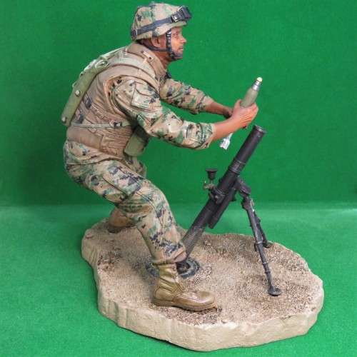 McFarlane Military US Marine Mortar loader figurine - Military series 6