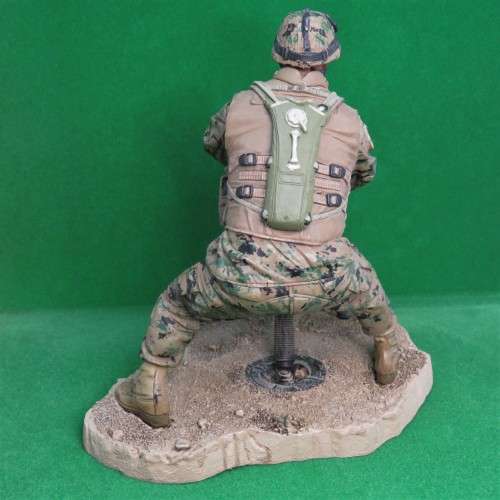 McFarlane Military US Marine Mortar loader figurine - Military series 6