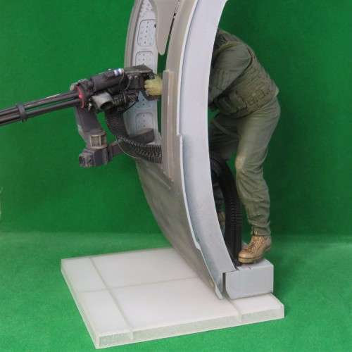McFarlane Military US Air Force Helicopter gunner figurine - Military series 6