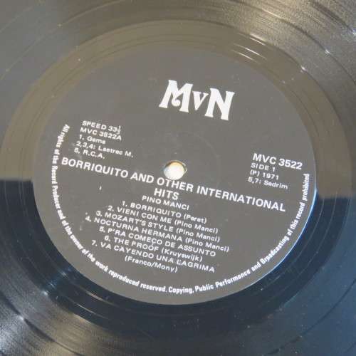 Vintage Music LP 33 rpm Pino Manci sings Borriquito signed by Artist 1971 MVC 3522