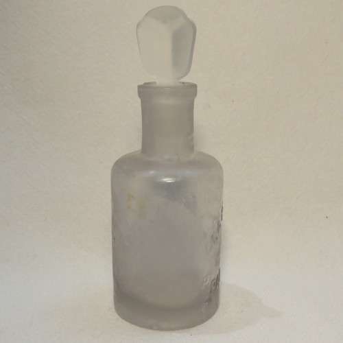 Antique glass perfume bottle LA PEBRA