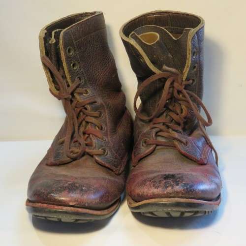 Pair of early SADF leather boots - Looks like size 8