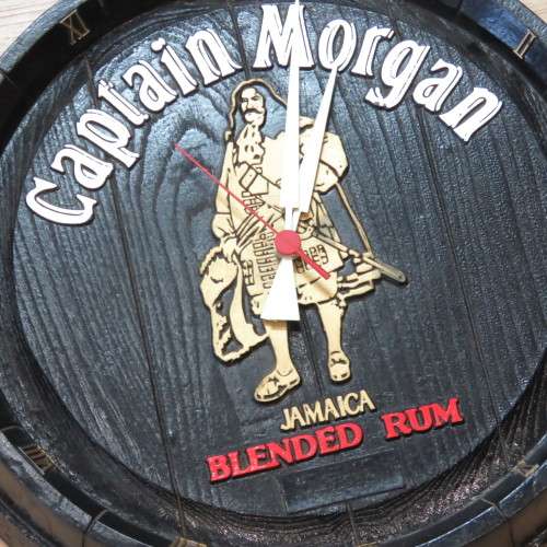 Captain Morgan Blended Rum foam barrel clock - Size 38 x 38 cm