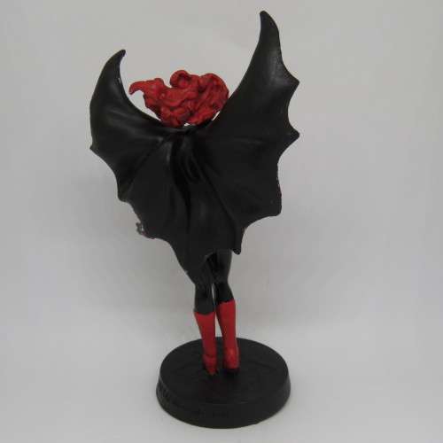 DC Comics - Super Hero Collection #81 Bat woman figurine