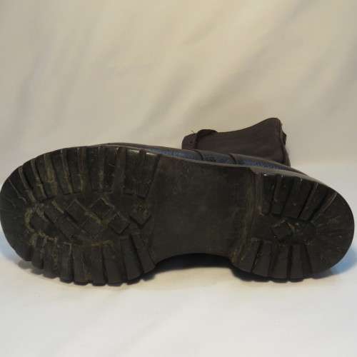 Pair of SADF leather boots - Size 277