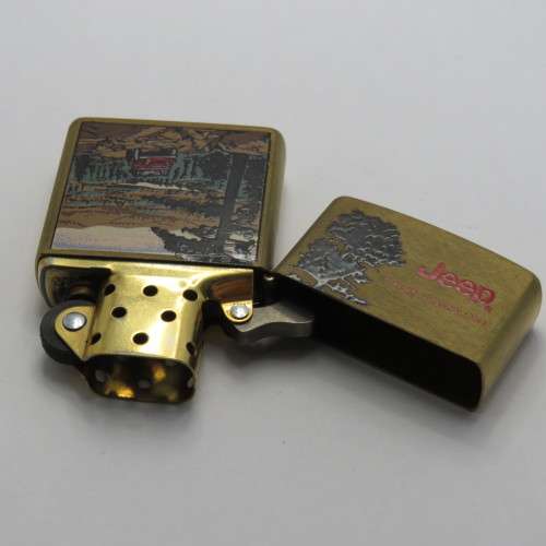 JEEP brass Zippo in tin - Dated 1998