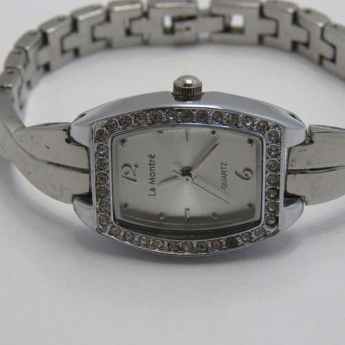 La Montre Quartz ladies watch - Working
