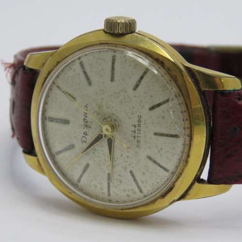 Vintage Dugena 444 mens manual wind watch - Working - Cracked glass - Spots on dial