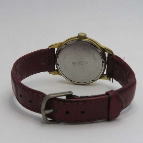 Vintage Dugena 444 mens manual wind watch - Working - Cracked glass - Spots on dial