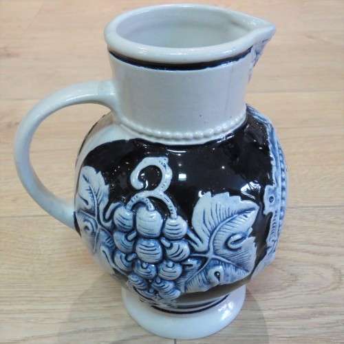 Schloss Heidelberg 250 year anniversary jug - Original Thewalt