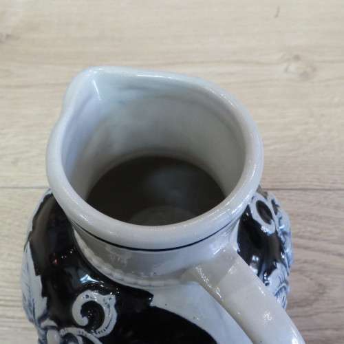 Schloss Heidelberg 250 year anniversary jug - Original Thewalt