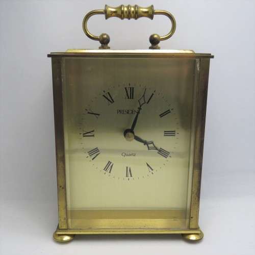 Present Quartz carriage clock - Needs battery