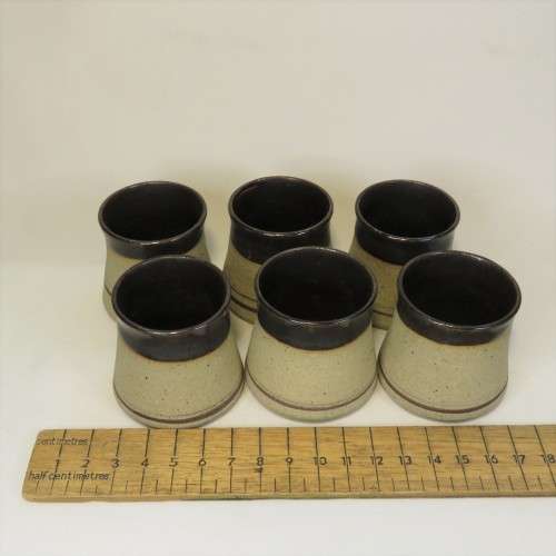 Lot of 6 earthware sherry glasses