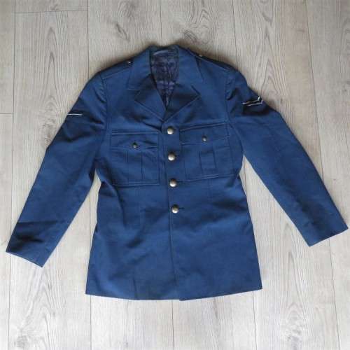 SA Air Force Lance Corporal Tunic - Left shoulder button incorrect