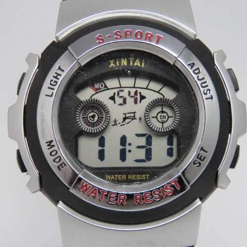 Xintai digital mens sport watch - Working