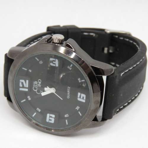 Revlon Club Casino Quartz mens watch - Excellent working condition