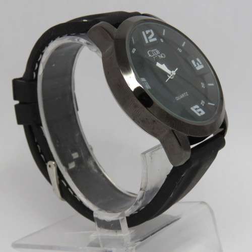 Revlon Club Casino Quartz mens watch - Excellent working condition