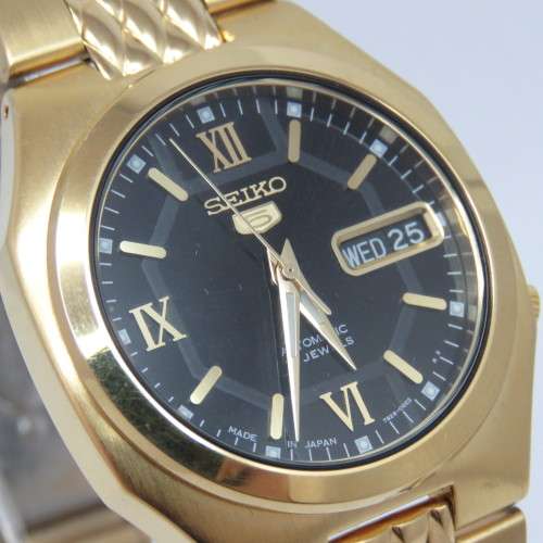 Seiko 5 Automatic mens watch with black dial - Gold tone - 7S26-02H0 - Excellent condition