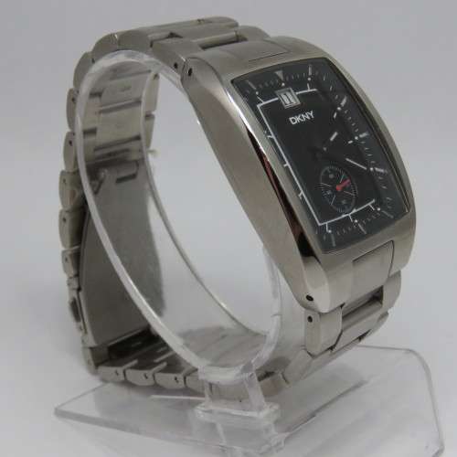 DKNY NY-1315 mens Quartz watch - Excellent working condition