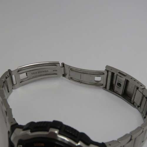 Casio Illuminator world time digital quartz watch