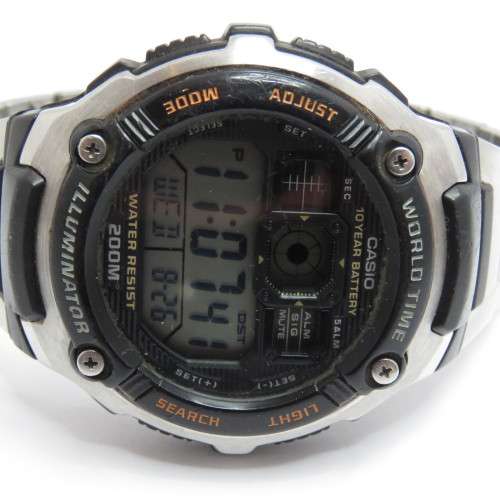Casio Illuminator world time digital quartz watch
