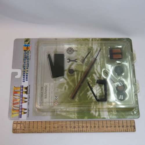 Dragon WW2 German machine gun ammo and accessories for GI Joe figurine - Still sealed