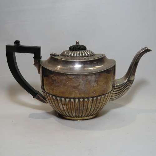 Vintage silverplated tea pot