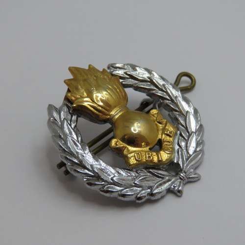 SADF Engineers cap badge with lugs