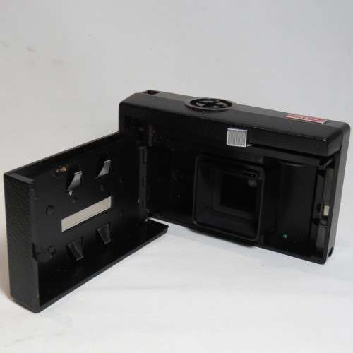 Kodak Instamatic 314 in original box and with carry case