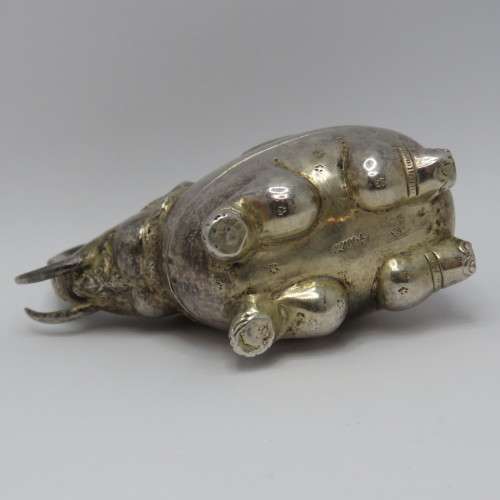 Antique Cambodian silver betel box in elephant shape - Weighs 51,5 g