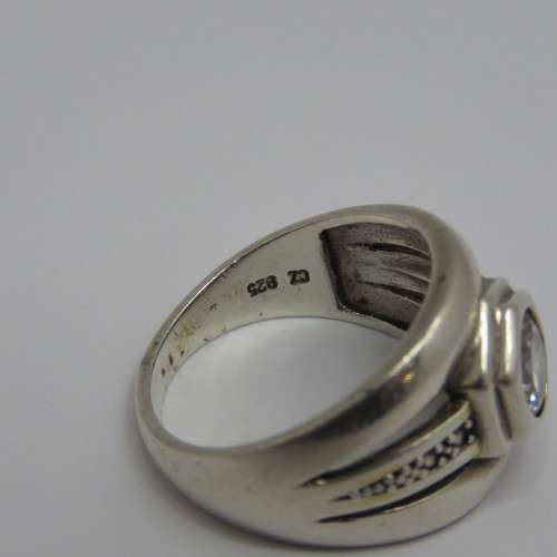 Sterling silver 925 ring with Cubic Zirconia - Size P - Weight 9,1 g