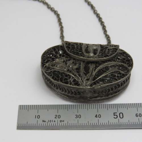 Vintage Filigree money box necklace - Length 38,5 cm