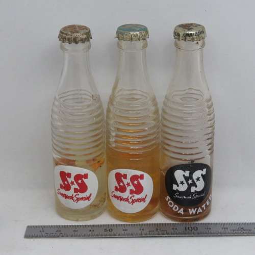 Lot of 3 vintage Suncrush Special miniature cooldrink bottles