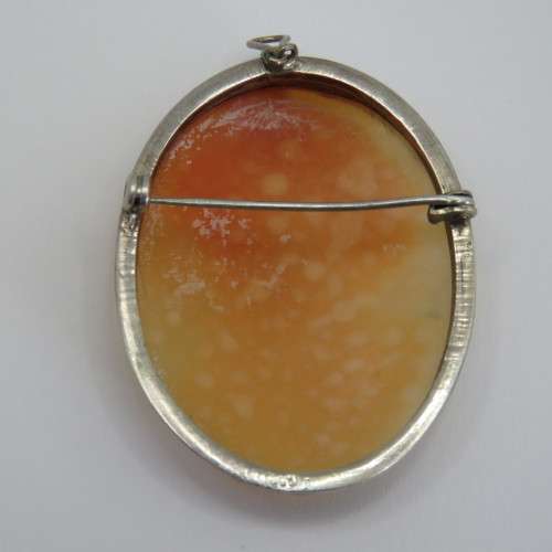 Italian 800 silver cameo brooch/pendant