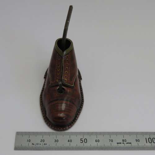 Vintage mechanical shoe - Not sure what it does