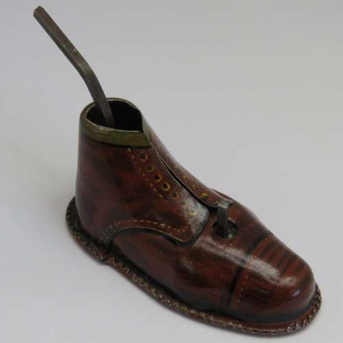 Vintage mechanical shoe - Not sure what it does
