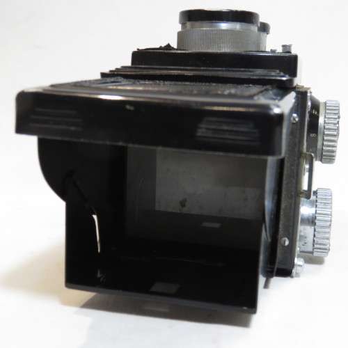Vintage Fujita-A camera Twin lens reflex with Fujitar 1:3.5 F75 lenses