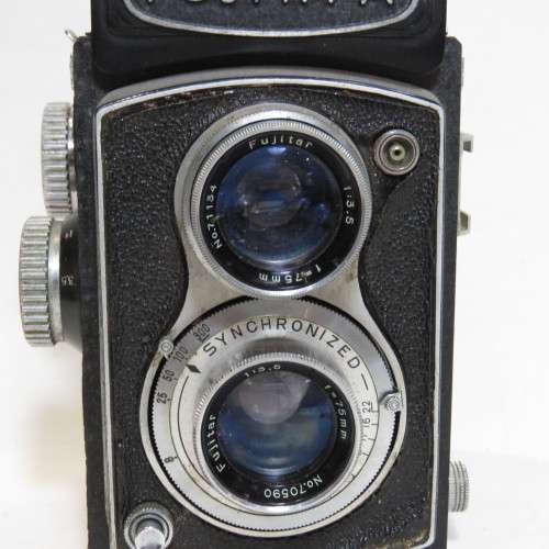 Vintage Fujita-A camera Twin lens reflex with Fujitar 1:3.5 F75 lenses