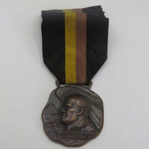 WW2 Italian Fascist 2nd division black shirts medal