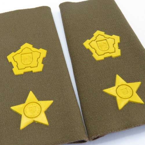 Pair of SADF Commandant rank epaulettes