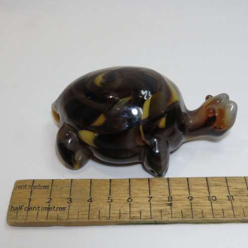 Vintage handmade glass tortoise paperweight