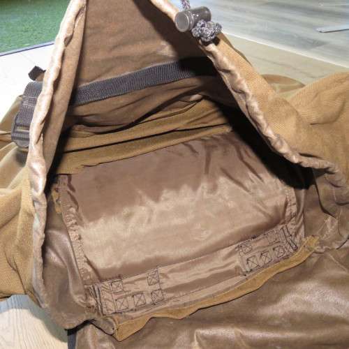 SADF Nutria backpack with H-frame - Some zips stuck - Frame 72 x 39 cm