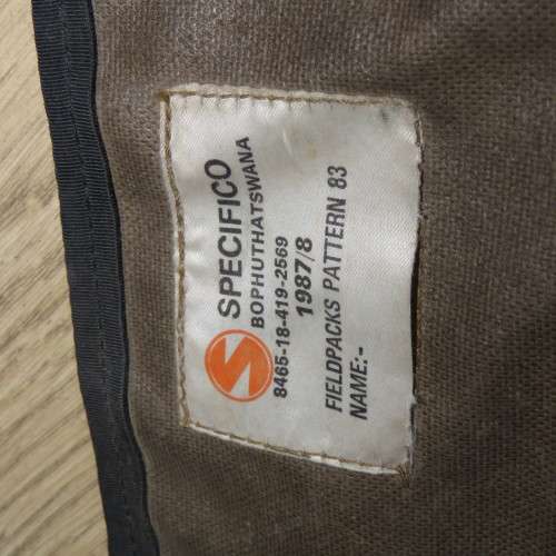 SADF Nutria backpack with H-frame - Some zips stuck - Frame 72 x 39 cm