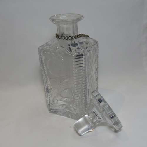 Beautiful square decanter with lid and GIN metal label