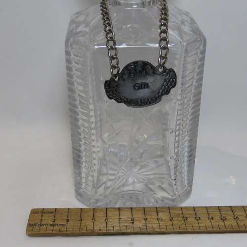 Beautiful square decanter with lid and GIN metal label