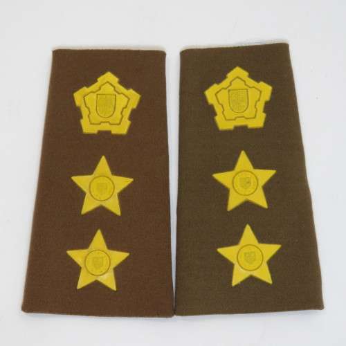 Pair of SADF Colonel rank epaulettes
